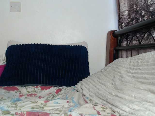 whimsicat live cam on BongaCams
