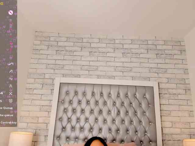 EmilyLux webcam
