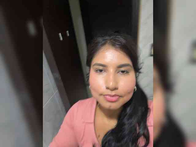Camila-n webcam