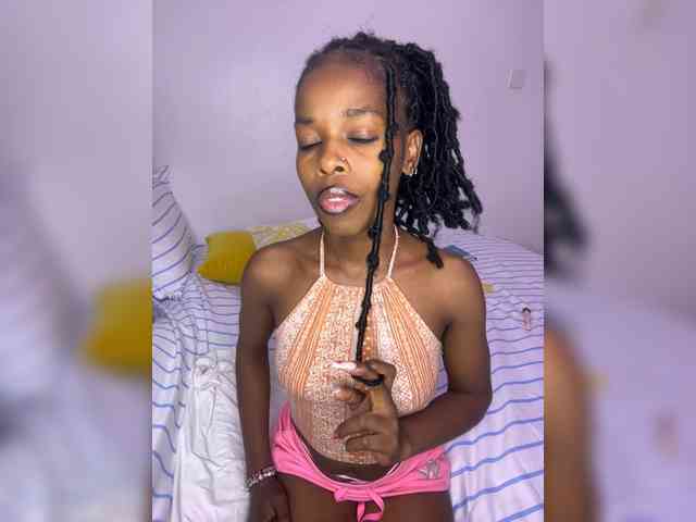 Larrine webcam