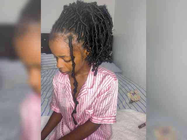 Larrine webcam