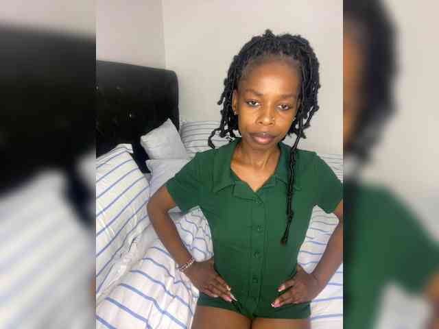 Larrine webcam