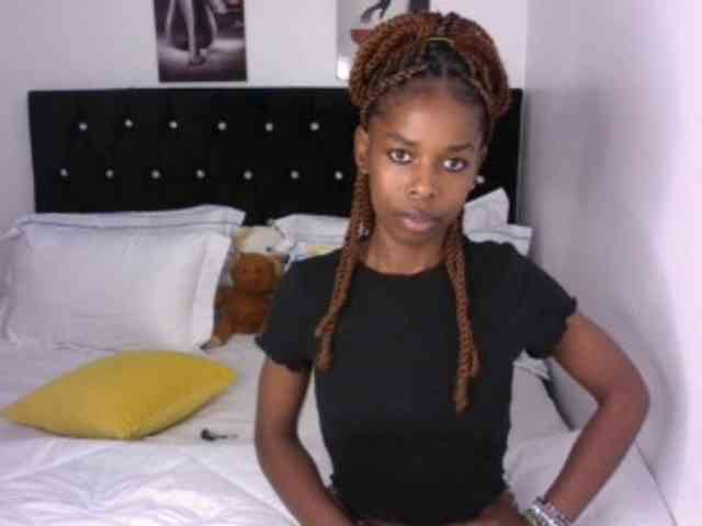 Larrine - Girl 