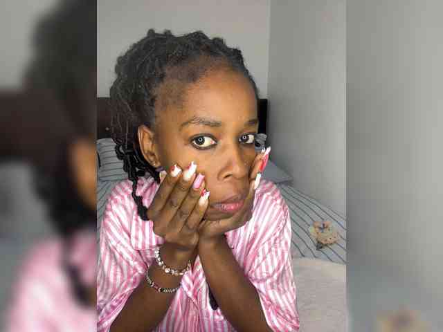 Larrine webcam