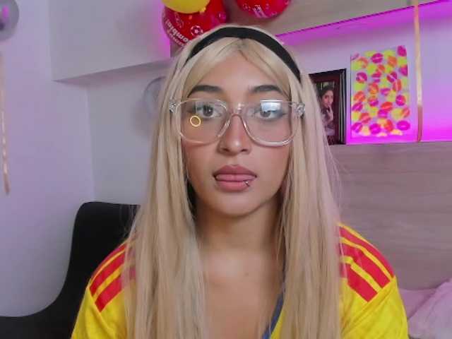 Nina-Mars live cam on BongaCams