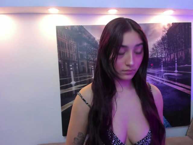 Nina-Mars live cam on BongaCams