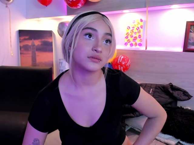 Nina-Mars live cam on BongaCams