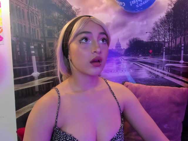 Nina-Mars live cam on BongaCams