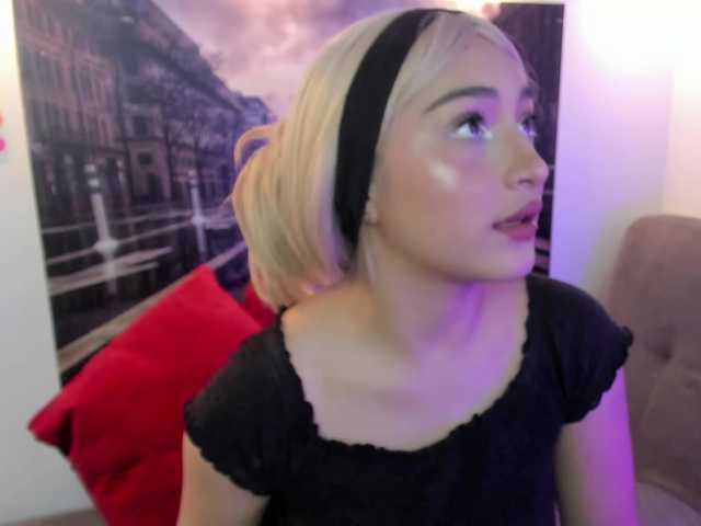 Nina-Mars live cam on BongaCams