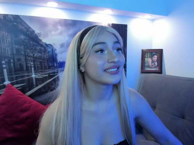 Nina-Mars live cam on BongaCams