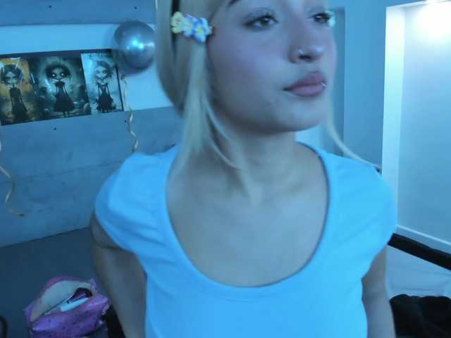 Nina-Mars live cam on BongaCams