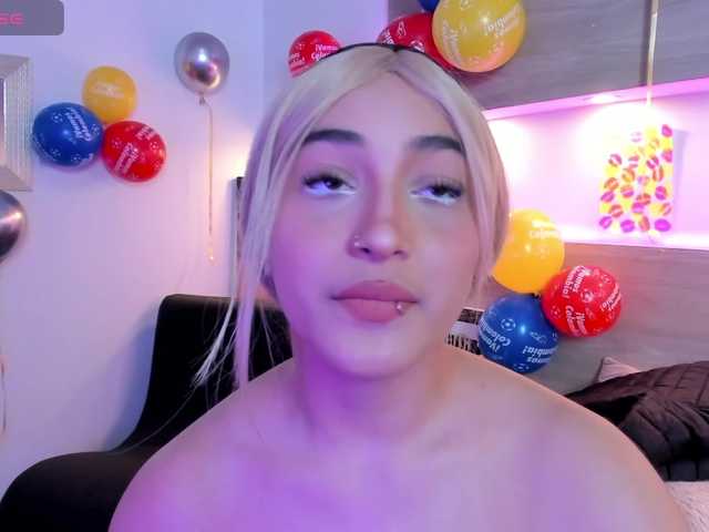 Nina-Mars live cam on BongaCams