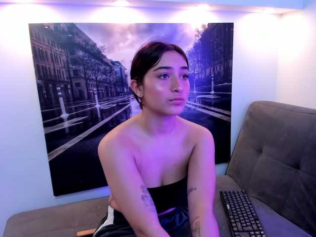 Nina-Mars live cam on BongaCams