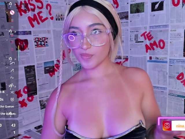 Nina-Mars live cam on BongaCams