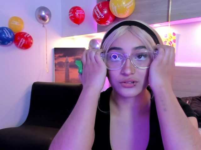 Nina-Mars live cam on BongaCams