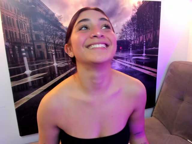 Nina-Mars live cam on BongaCams