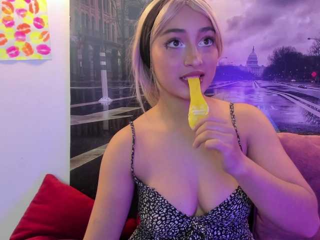Nina-Mars live cam on BongaCams
