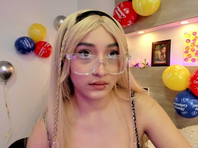 Nina-Mars live cam on BongaCams