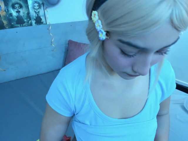 Nina-Mars live cam on BongaCams