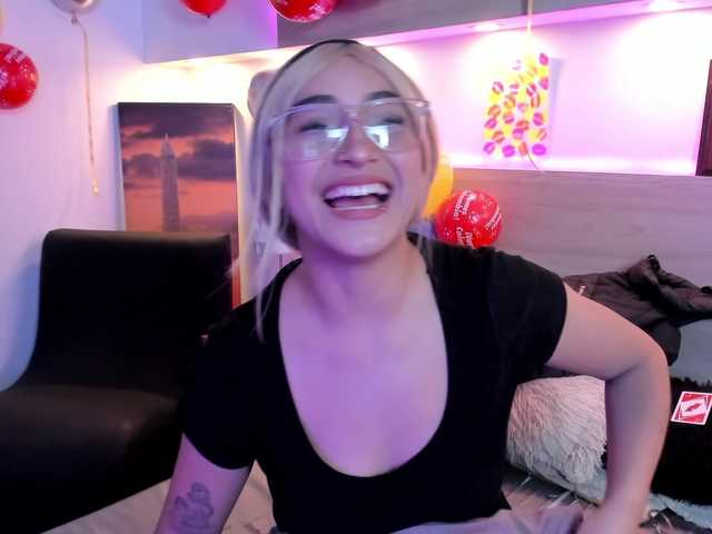 Nina-Mars live cam on BongaCams
