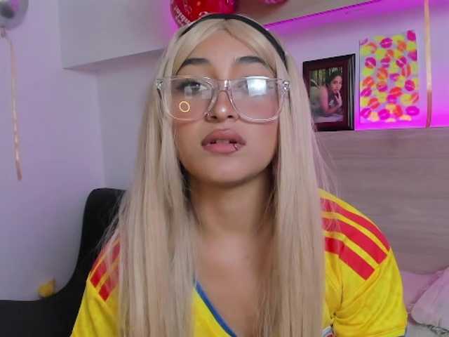 Nina-Mars live cam on BongaCams