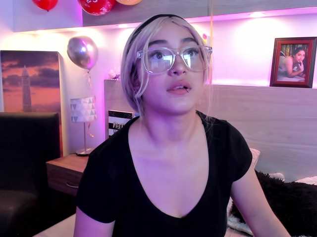 Nina-Mars live cam on BongaCams