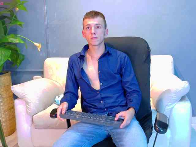 Thiiago-twink