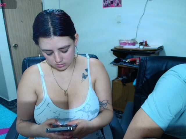 Angela-alejandro live cam on BongaCams