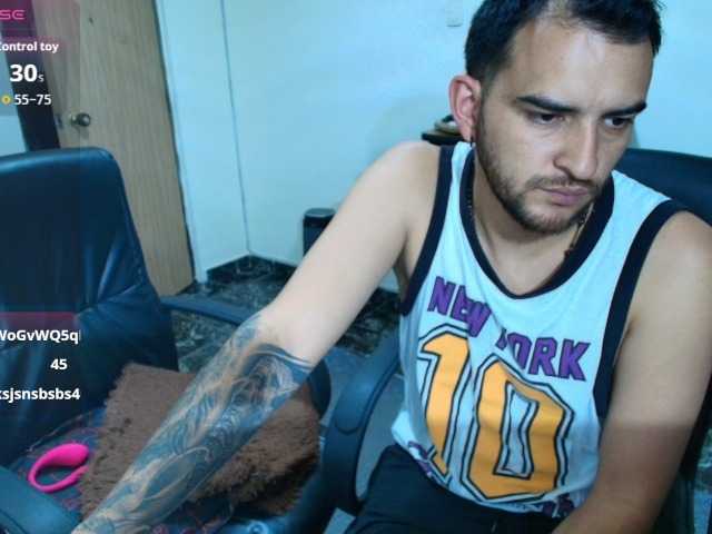 Angela-alejandro live cam on BongaCams