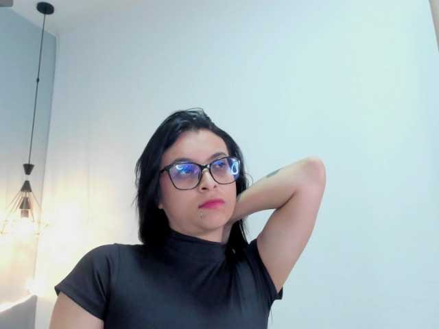 salalinz live cam on BongaCams