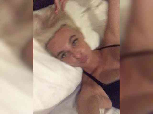GoddessKai webcam