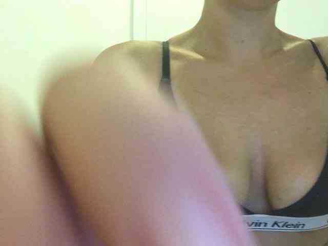 GoddessKai webcam