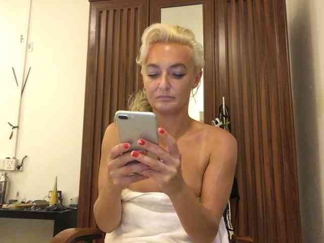 GoddessKai webcam