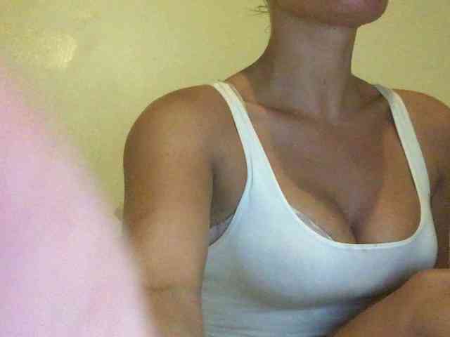 GoddessKai webcam