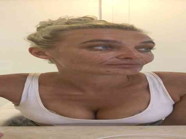 GoddessKai webcam