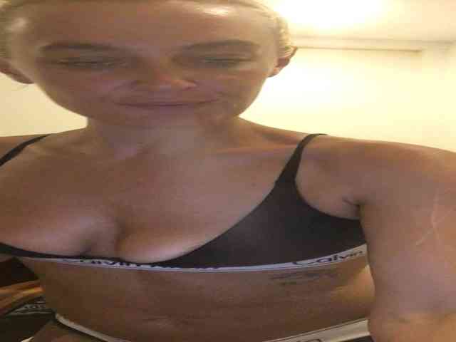 GoddessKai webcam