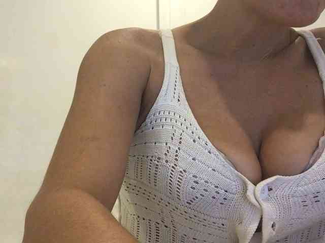 GoddessKai webcam