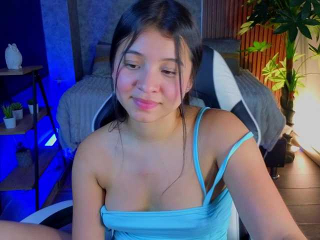 Pixxiie live cam on BongaCams