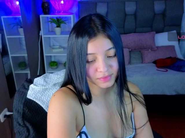 Pixxiie live cam on BongaCams
