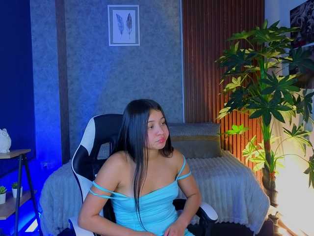 Pixxiie live cam on BongaCams