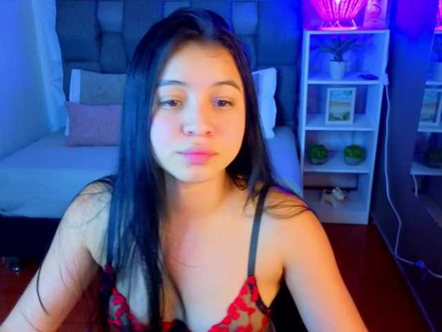 Pixxiie live cam on BongaCams