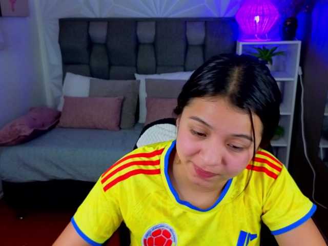 Pixxiie live cam on BongaCams