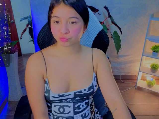 Pixxiie live cam on BongaCams