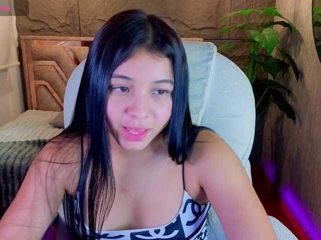 Pixxiie live cam on BongaCams