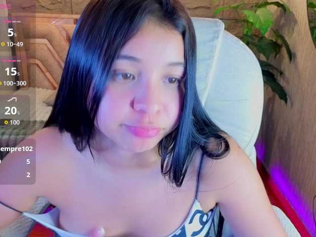 Pixxiie live cam on BongaCams