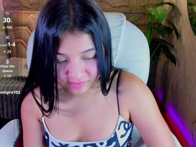 Pixxiie live cam on BongaCams