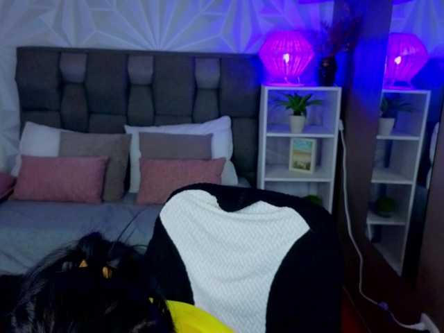 Pixxiie live cam on BongaCams
