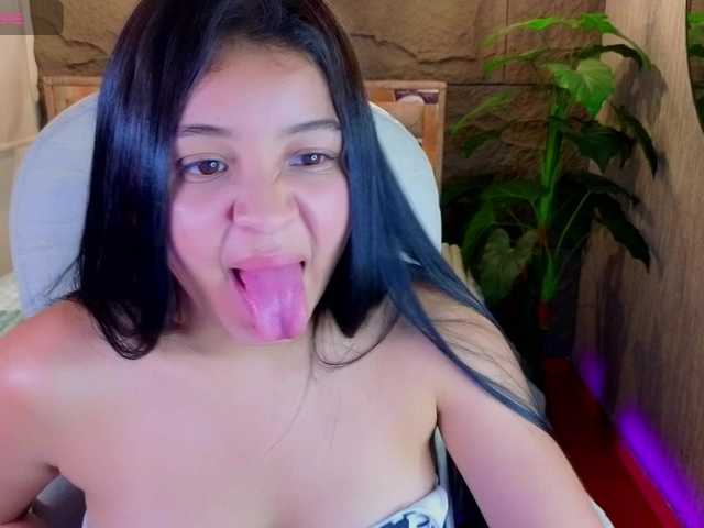 pixxiie cam belle
