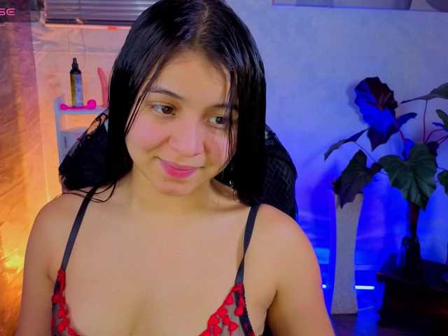 Pixxiie live cam on BongaCams