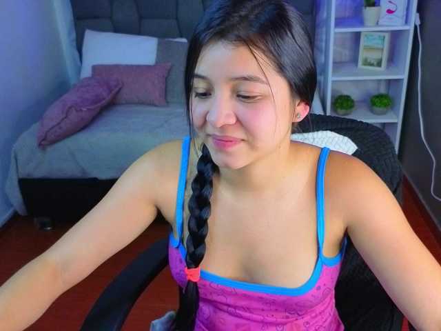 Pixxiie live cam on BongaCams